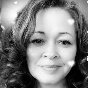 Meet your Posher, Toni